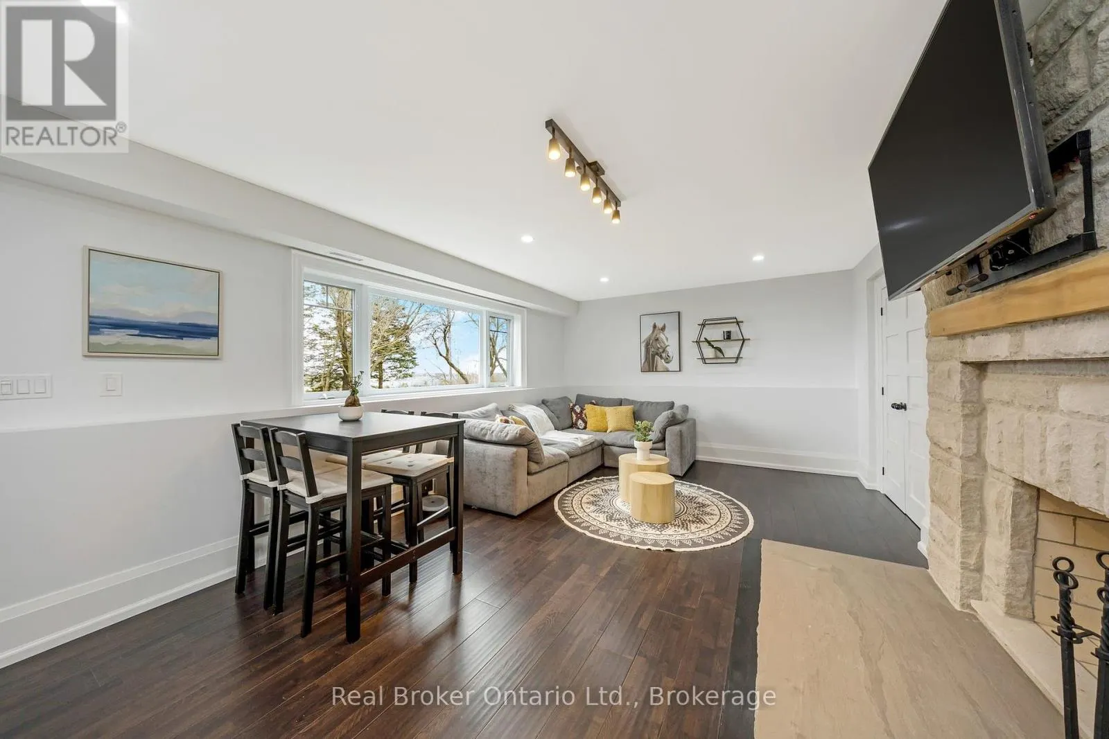 5938 TRAFALGAR ROAD