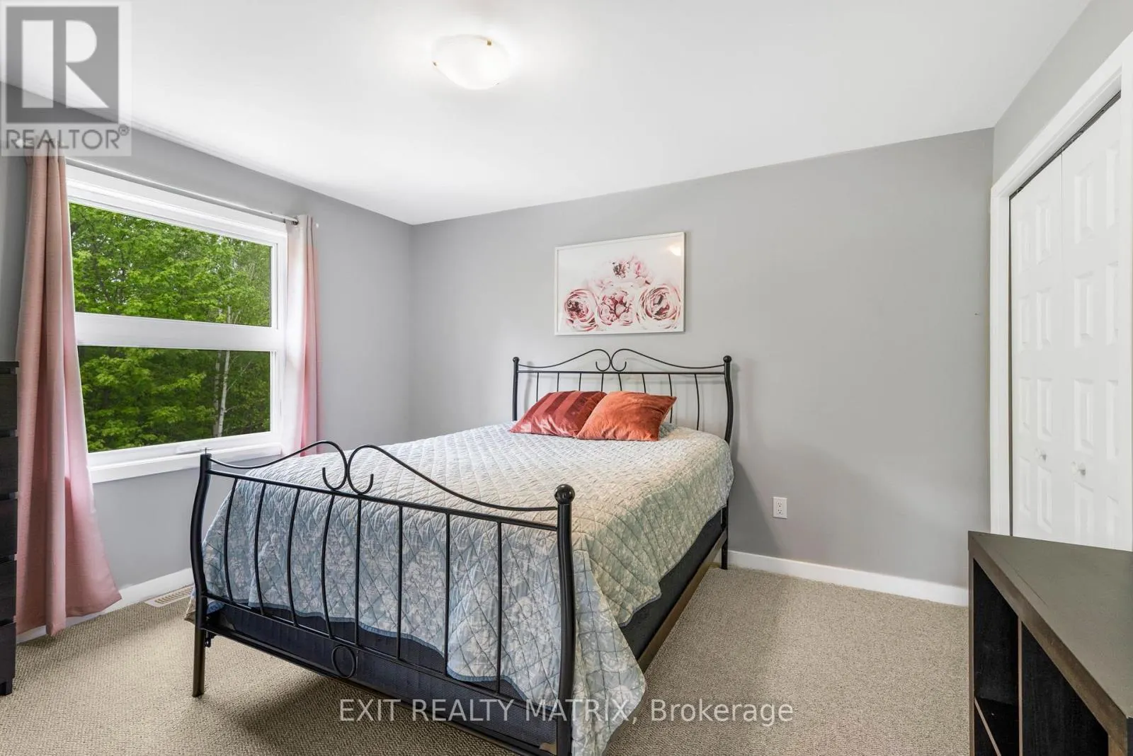 1463 VINETTE ROAD