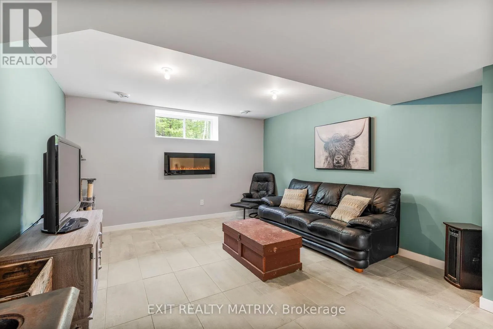1463 VINETTE ROAD