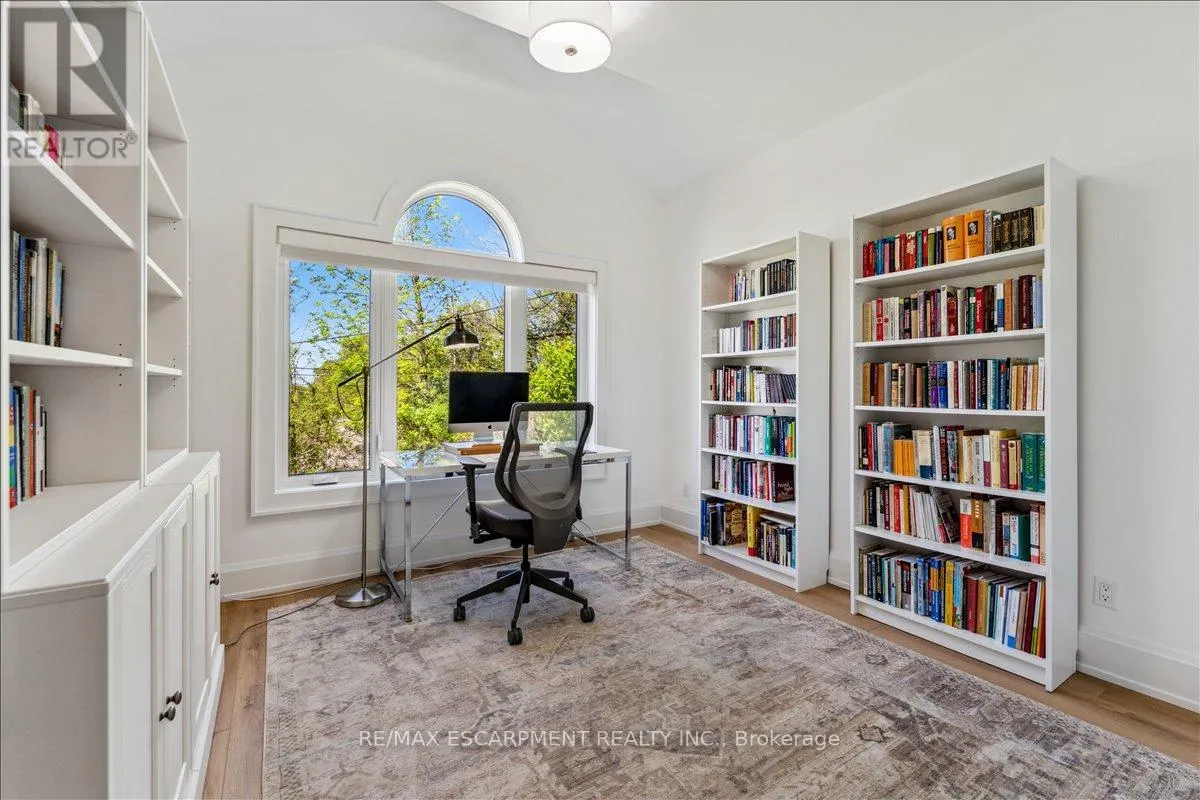 5252 GREENLANE ROAD