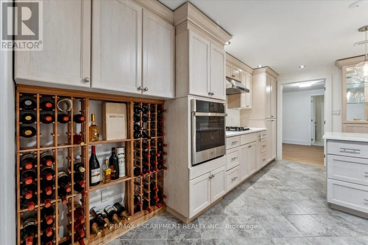 5252 GREENLANE ROAD