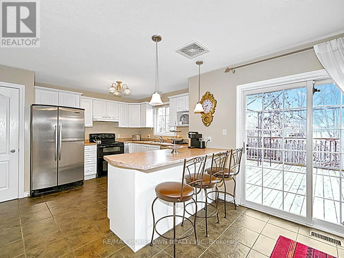16 REGENCY PLACE