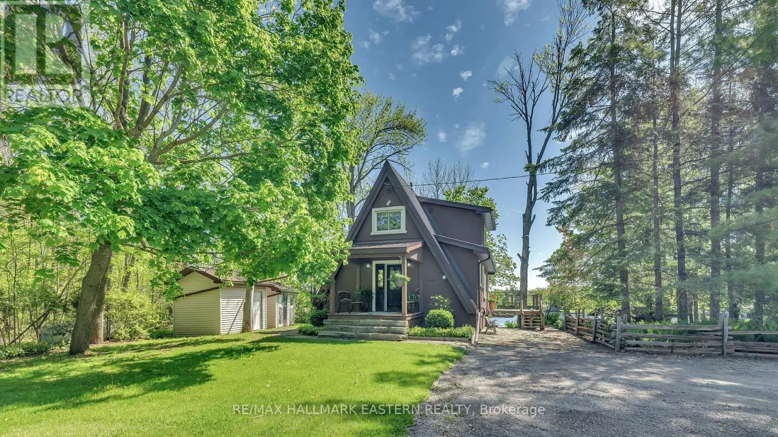 551 & 565 COONEY ISLAND ROAD E