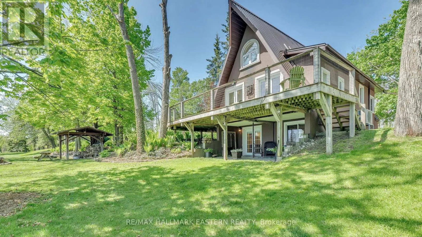 551 & 565 COONEY ISLAND ROAD E