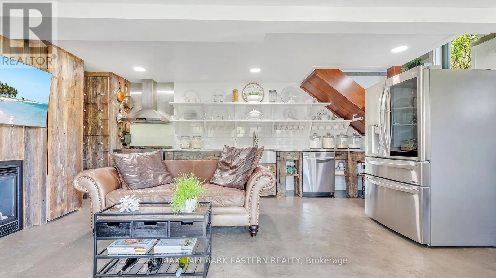 551 & 565 COONEY ISLAND ROAD E
