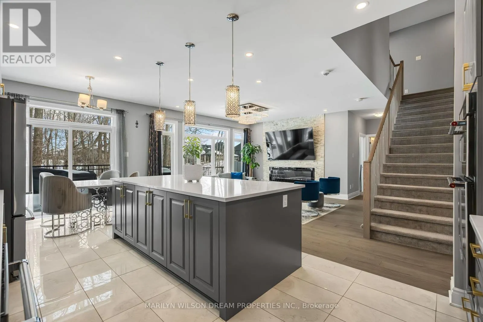 43 ANGEL HEIGHTS