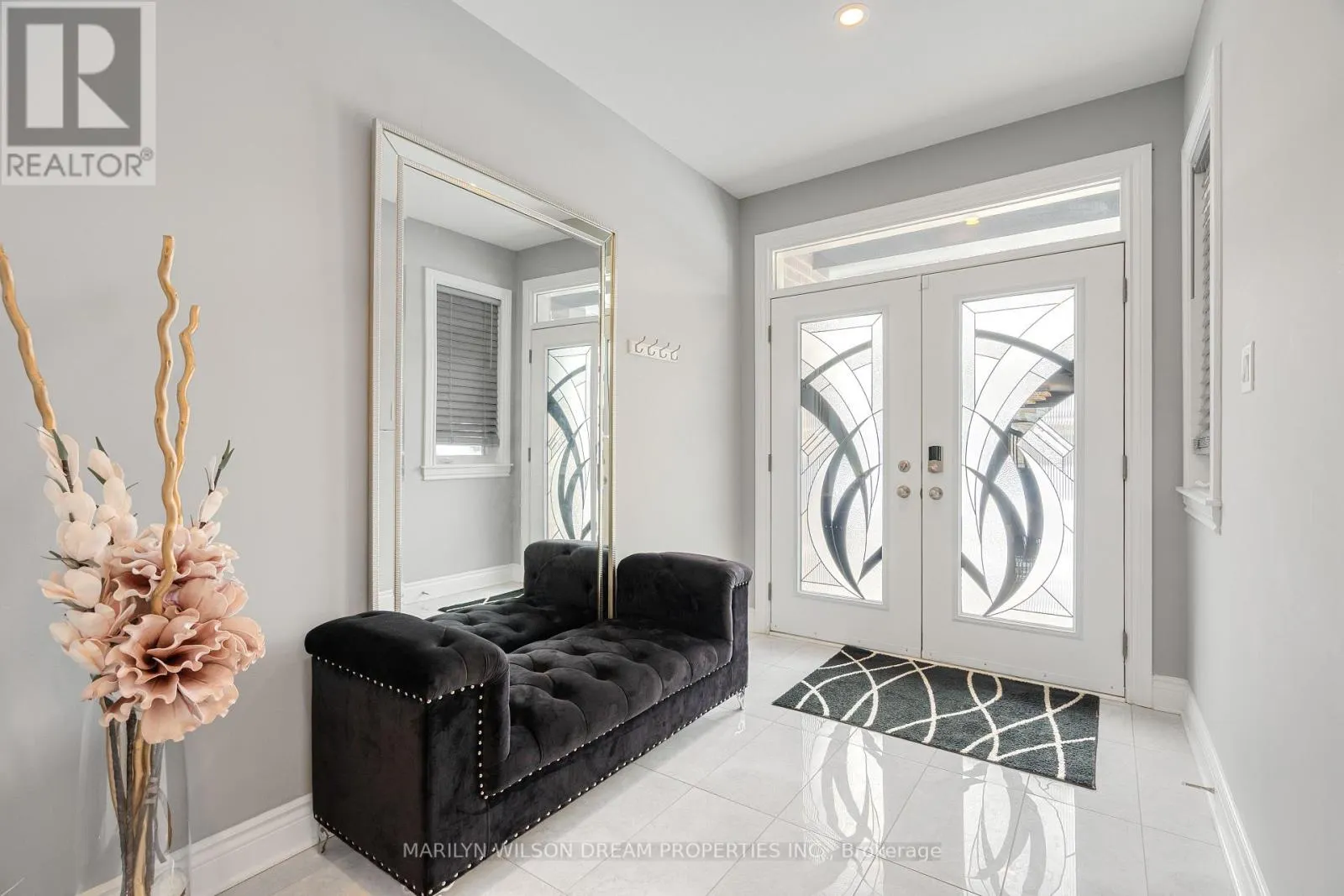 43 ANGEL HEIGHTS