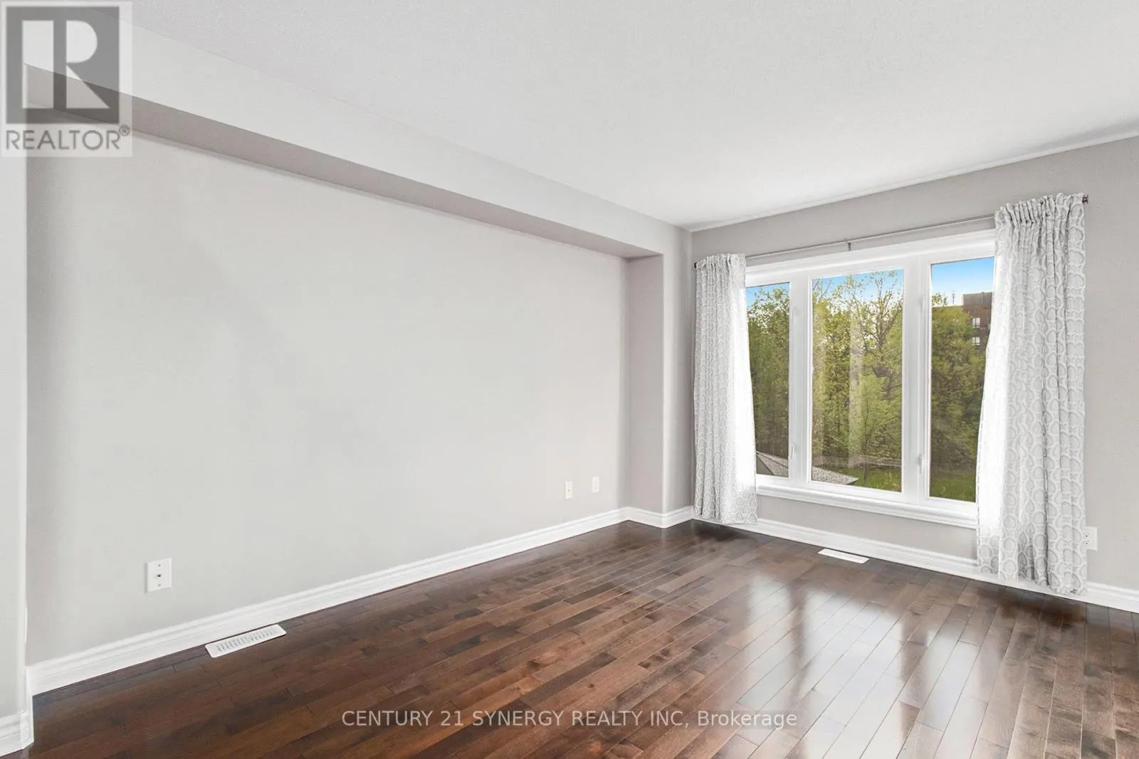 166 PARKROSE PRIVATE