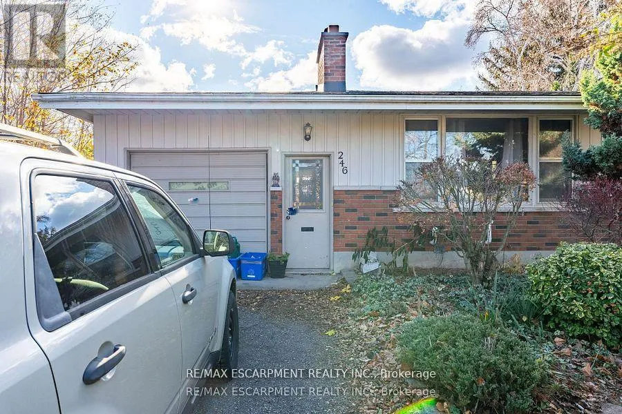 246 MAIN STREET E