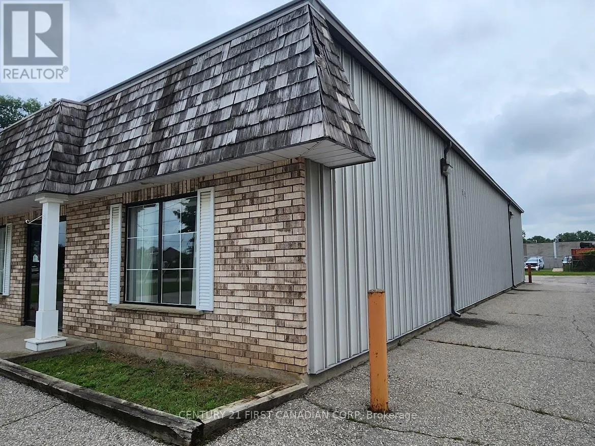 B - 177 HACHBORN ROAD, #B