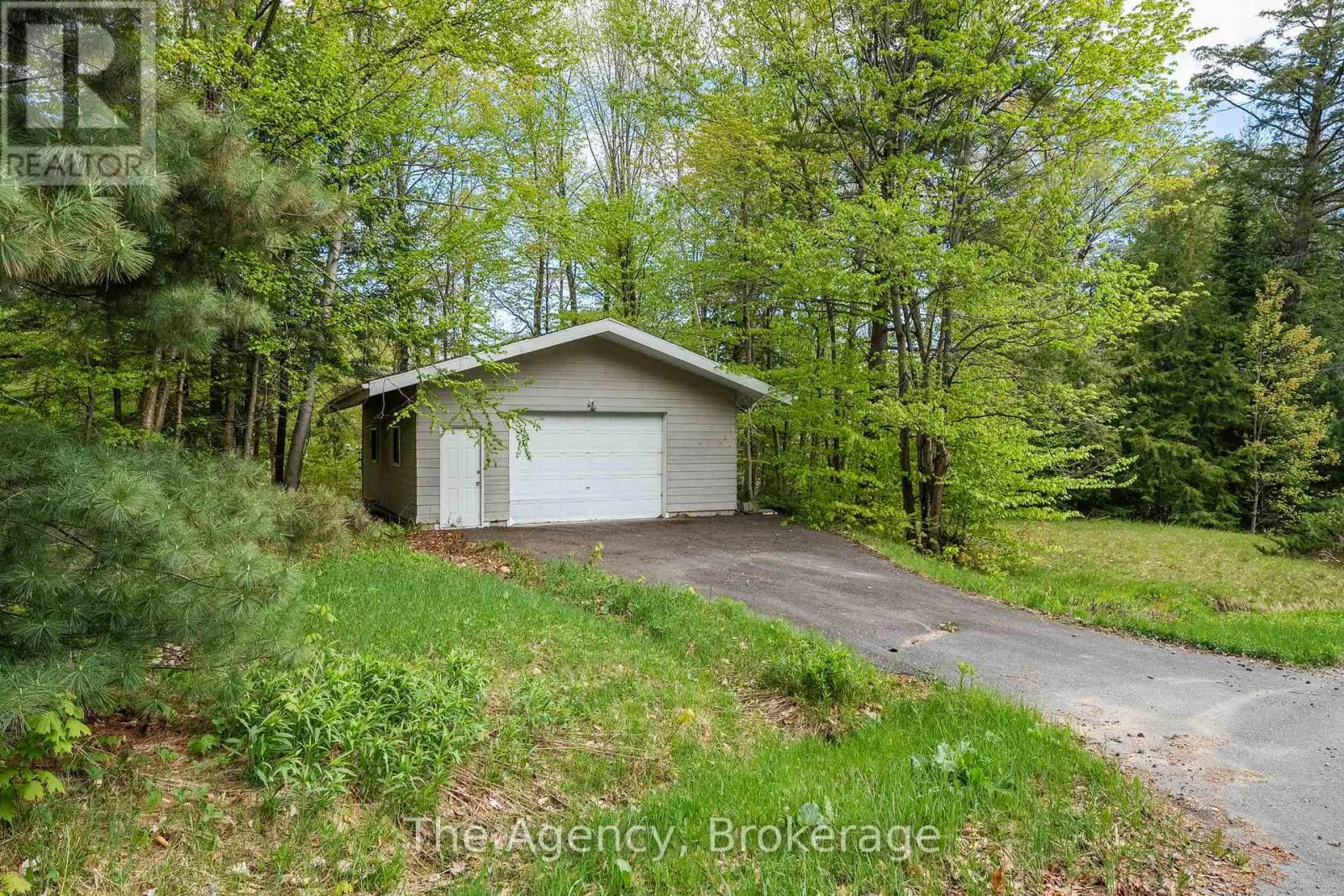 80 TALL TIMBERS ROAD