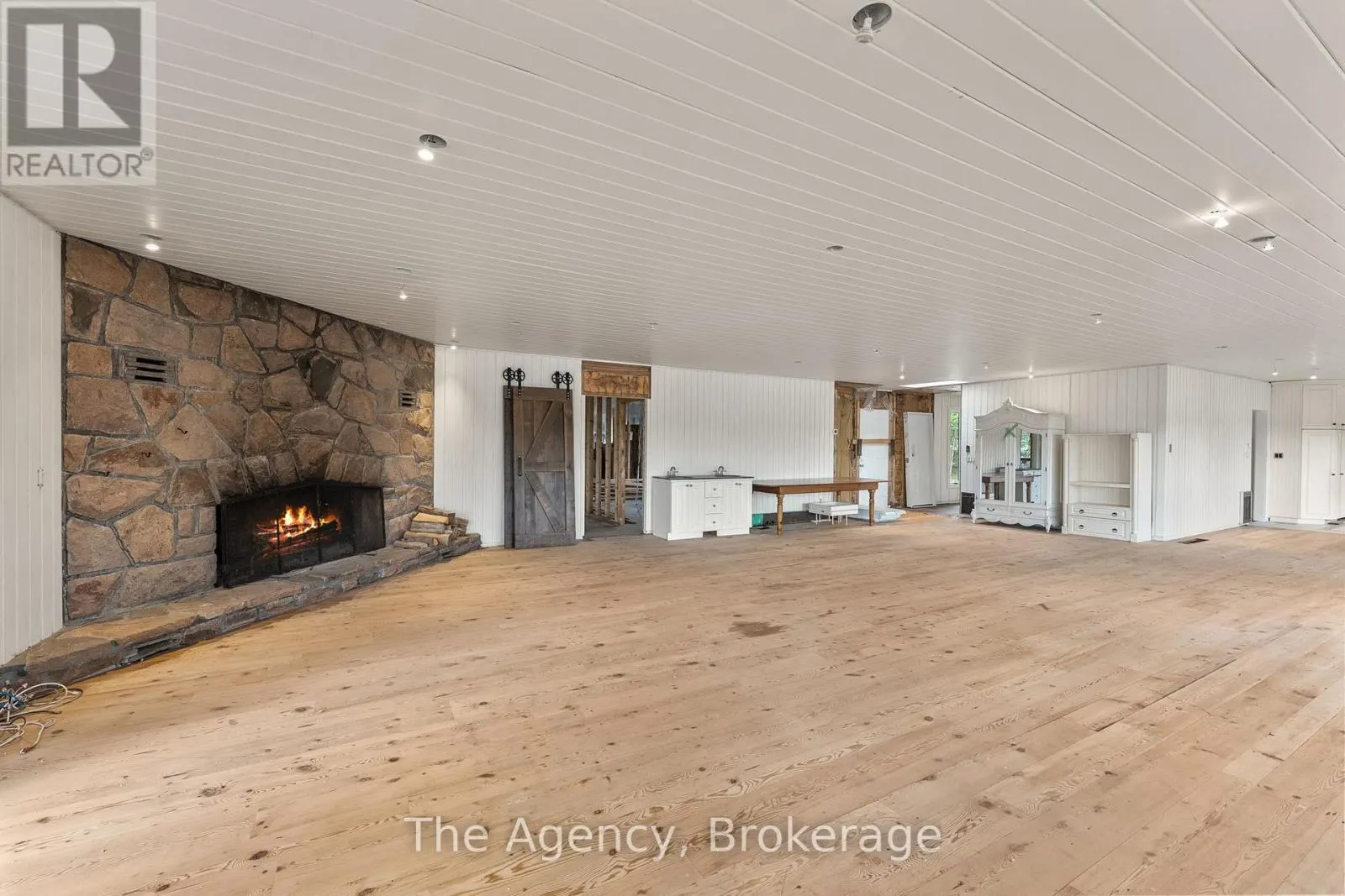 80 TALL TIMBERS ROAD