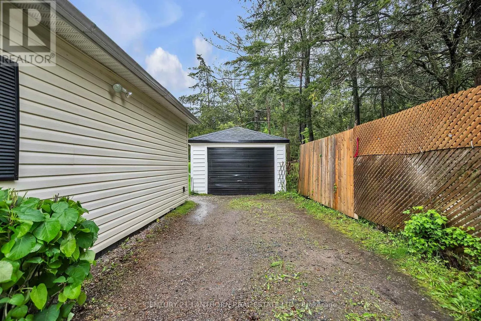 977 COUNTY RD 38 ROAD