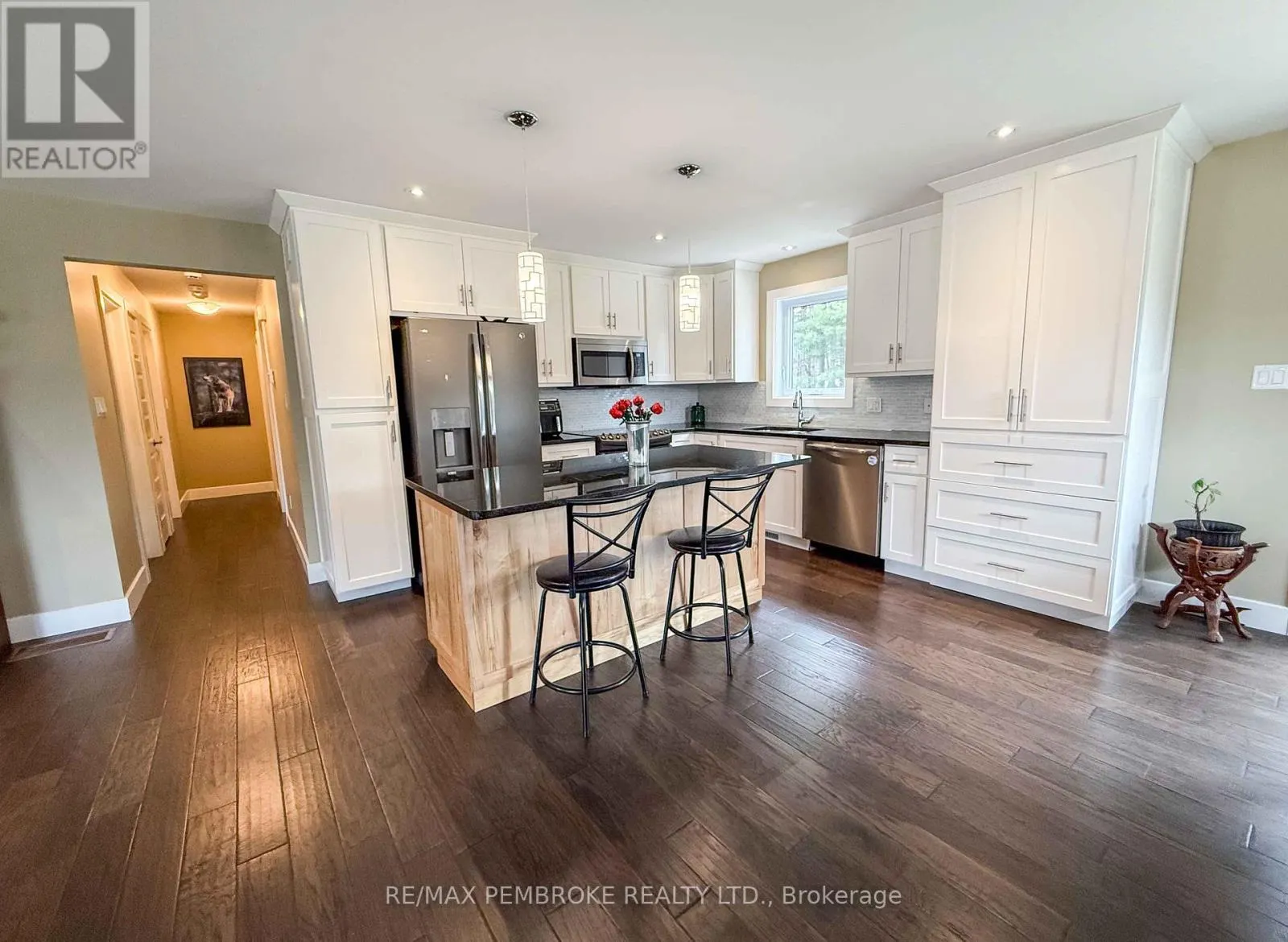 2 MARQUIS DRIVE