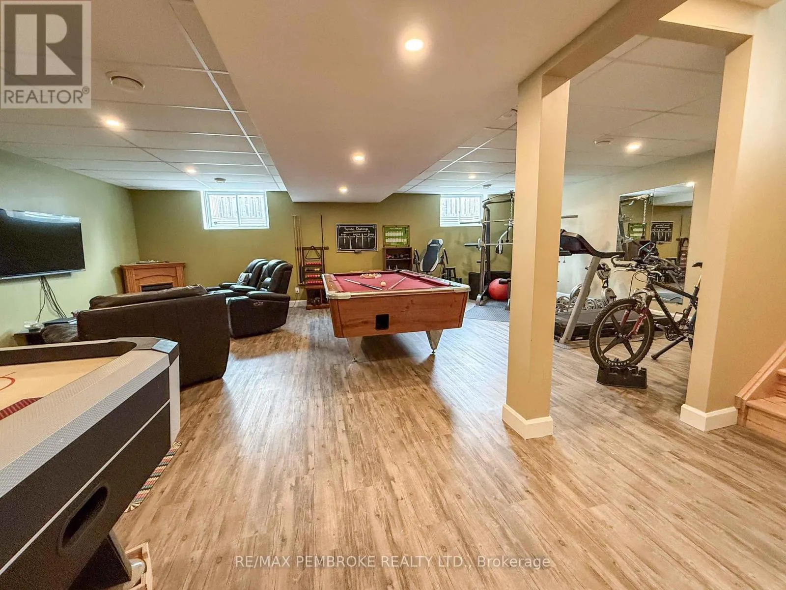 2 MARQUIS DRIVE