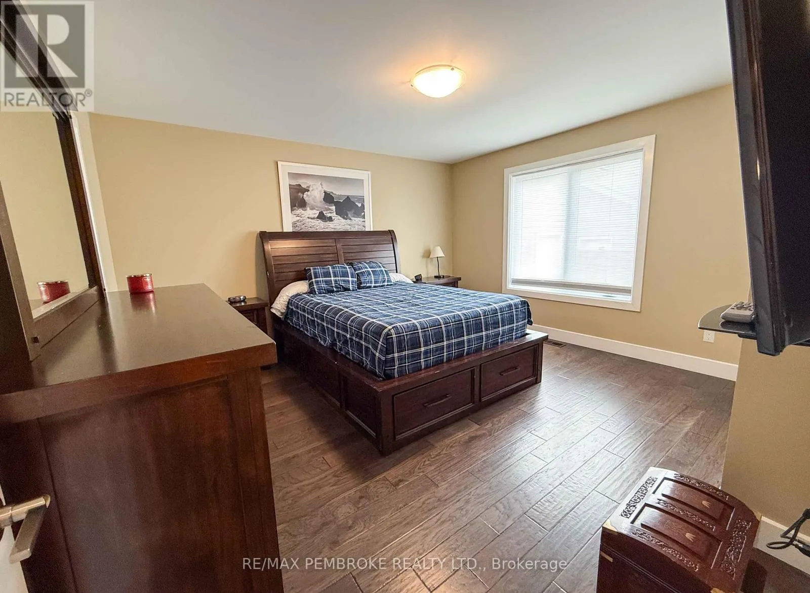 2 MARQUIS DRIVE