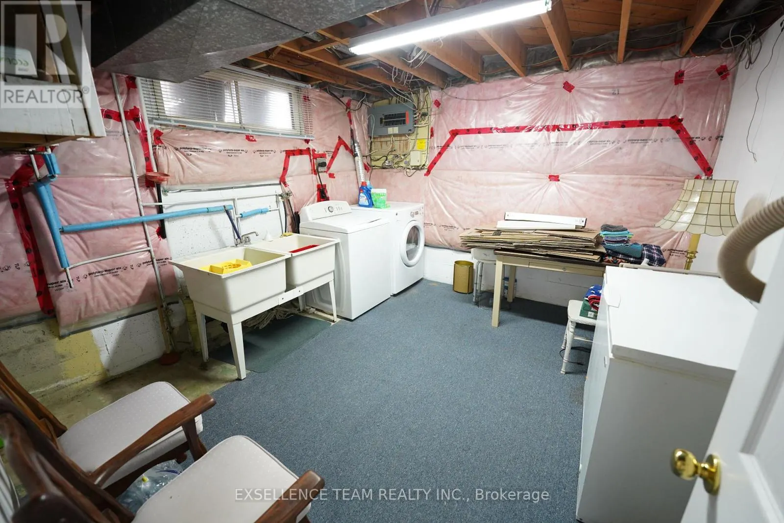 1212 BRODEUR STREET