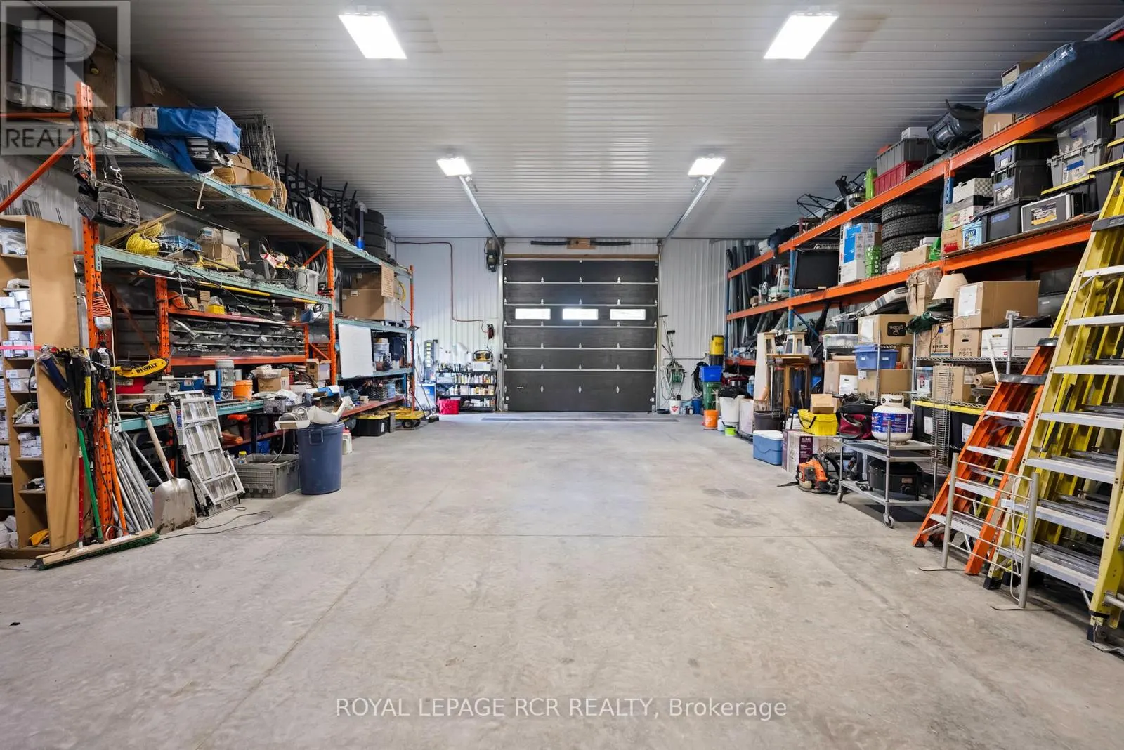 676600 CENTRE ROAD