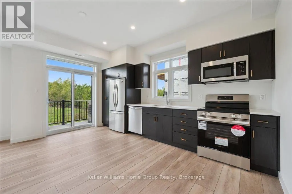 140 - 824 WOOLWICH STREET, #140