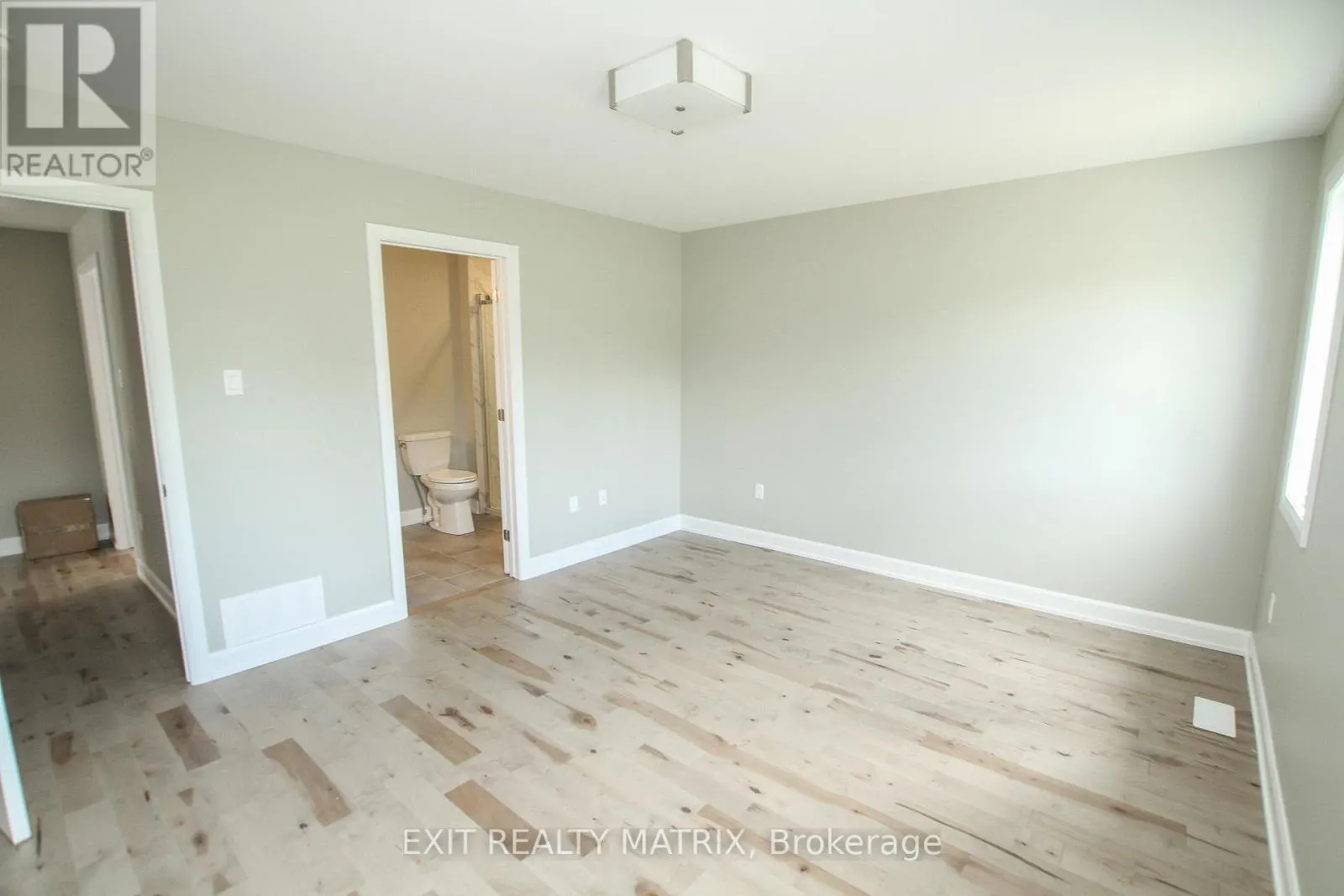 1401 CAROLINE COURT