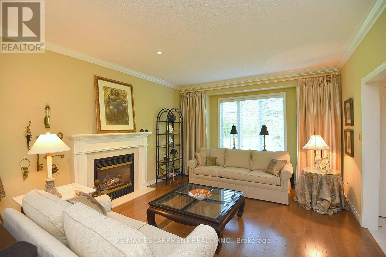 712 ROBSON ROAD
