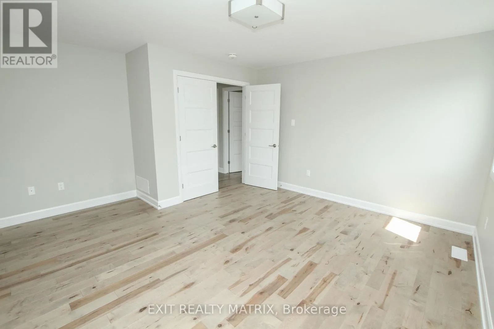 1408 CAROLINE COURT