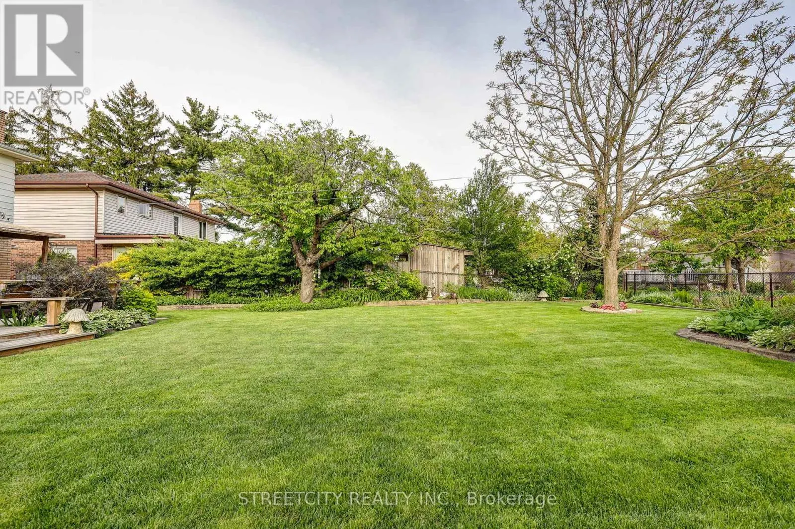 531 ELM STREET