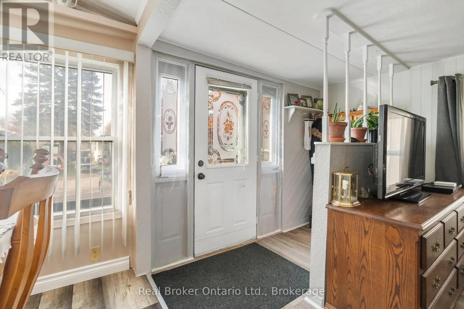 524 POPLAR PLACE