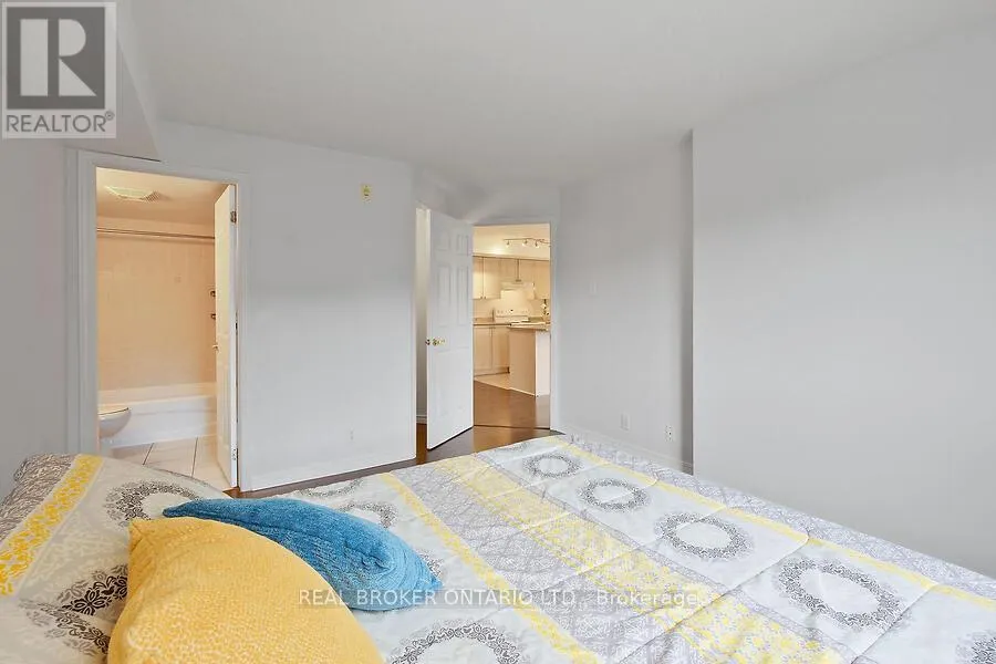 306 - 429 SOMERSET STREET W