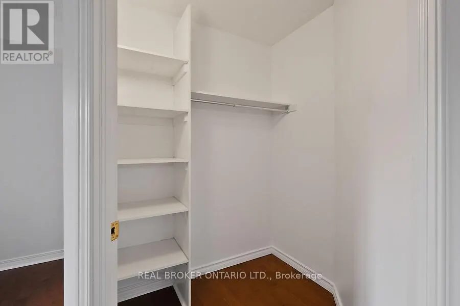 306 - 429 SOMERSET STREET W