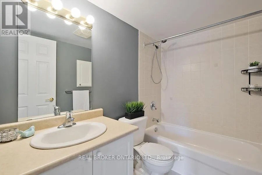 306 - 429 SOMERSET STREET W