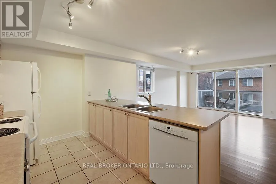 306 - 429 SOMERSET STREET W