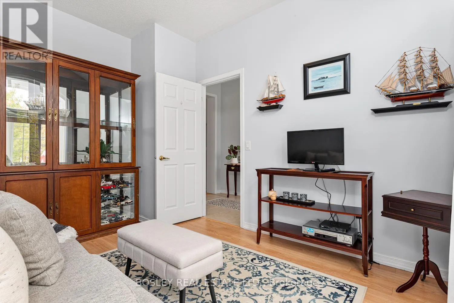 673 PRINCE OF WALES DRIVE