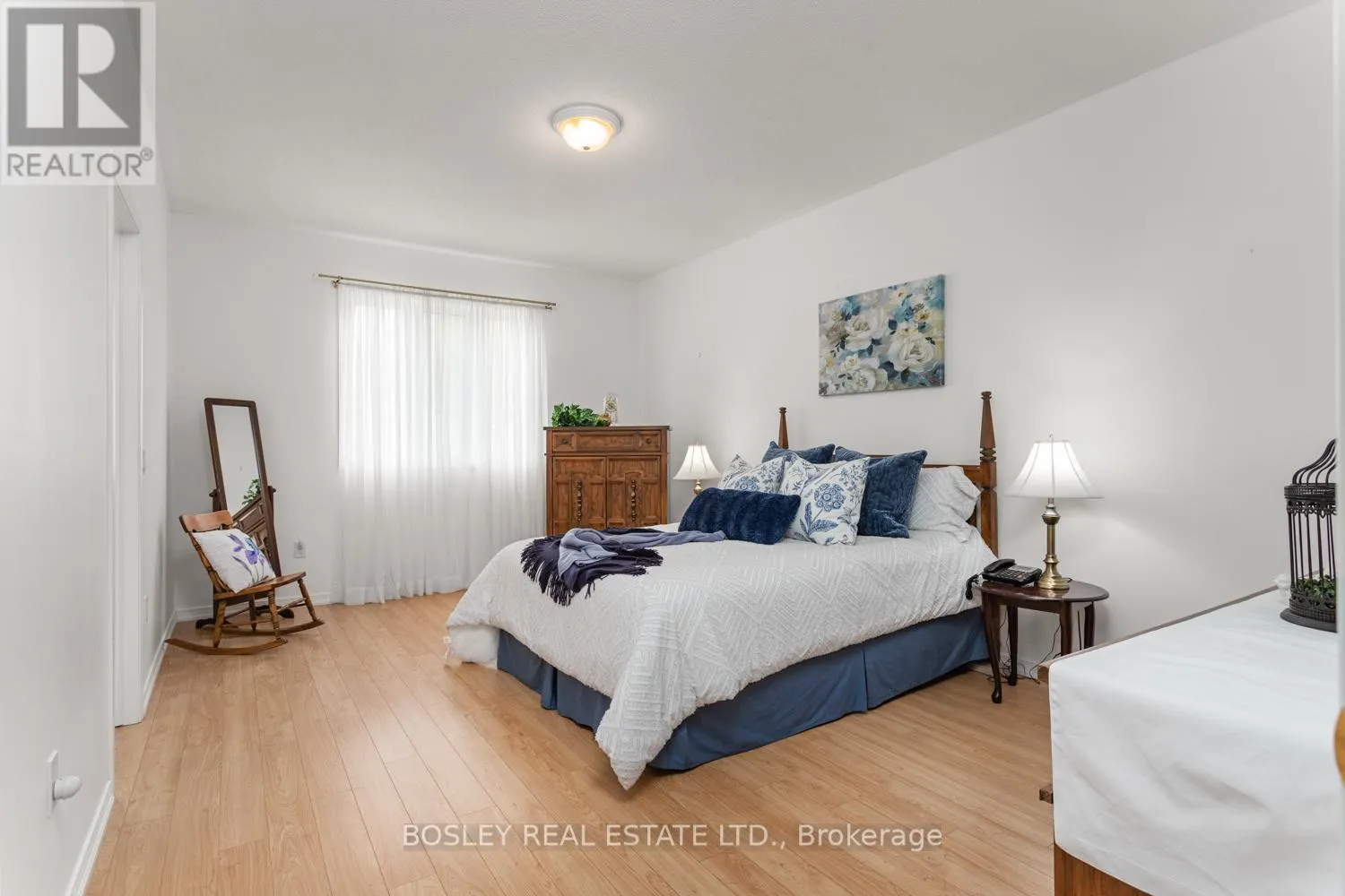 673 PRINCE OF WALES DRIVE