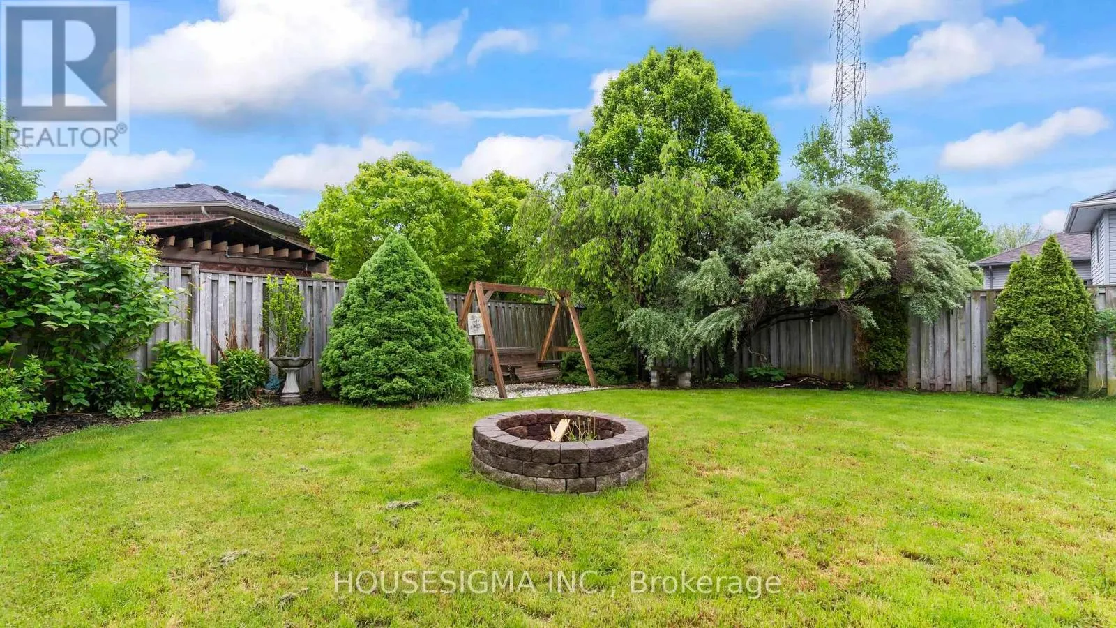 21 GOLDENROD COURT