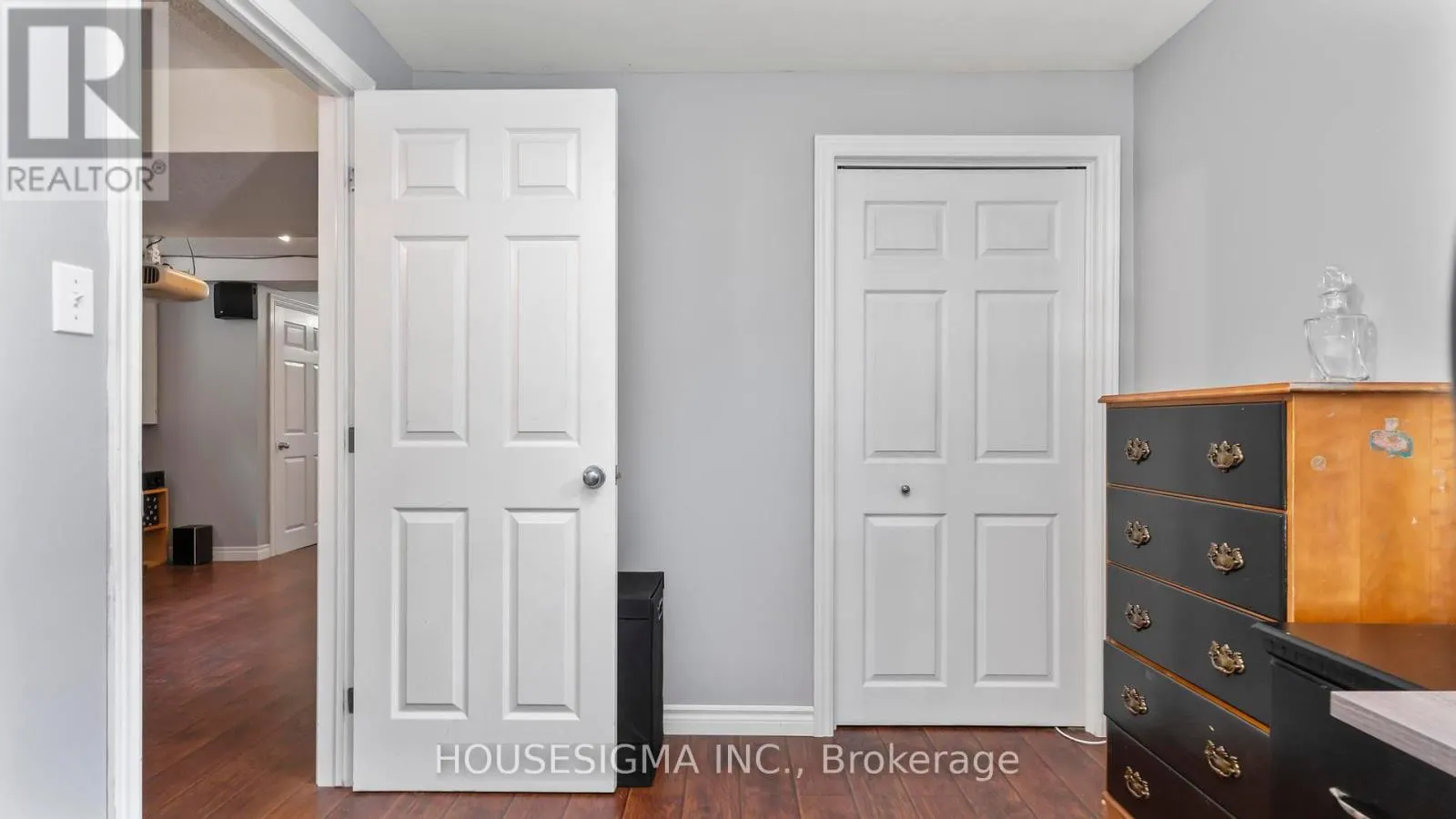 21 GOLDENROD COURT