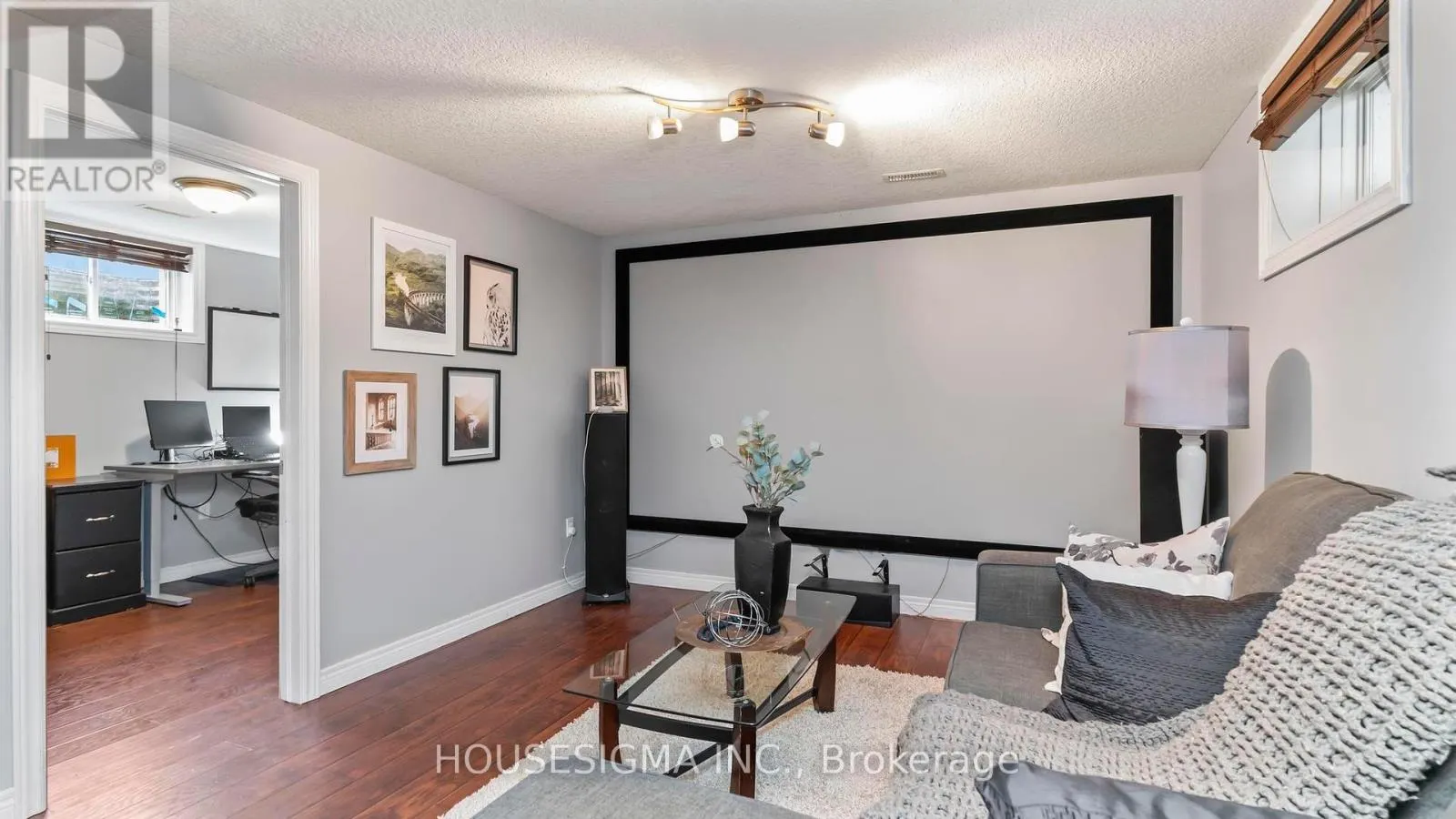 21 GOLDENROD COURT