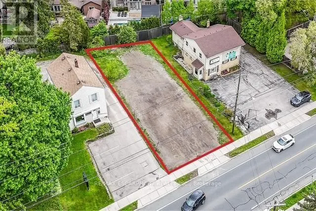 51 WILSON STREET E