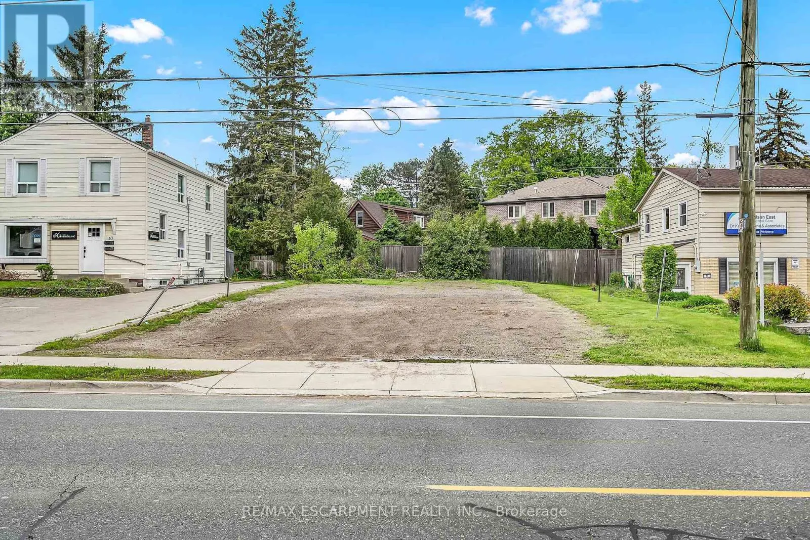 51 WILSON STREET E
