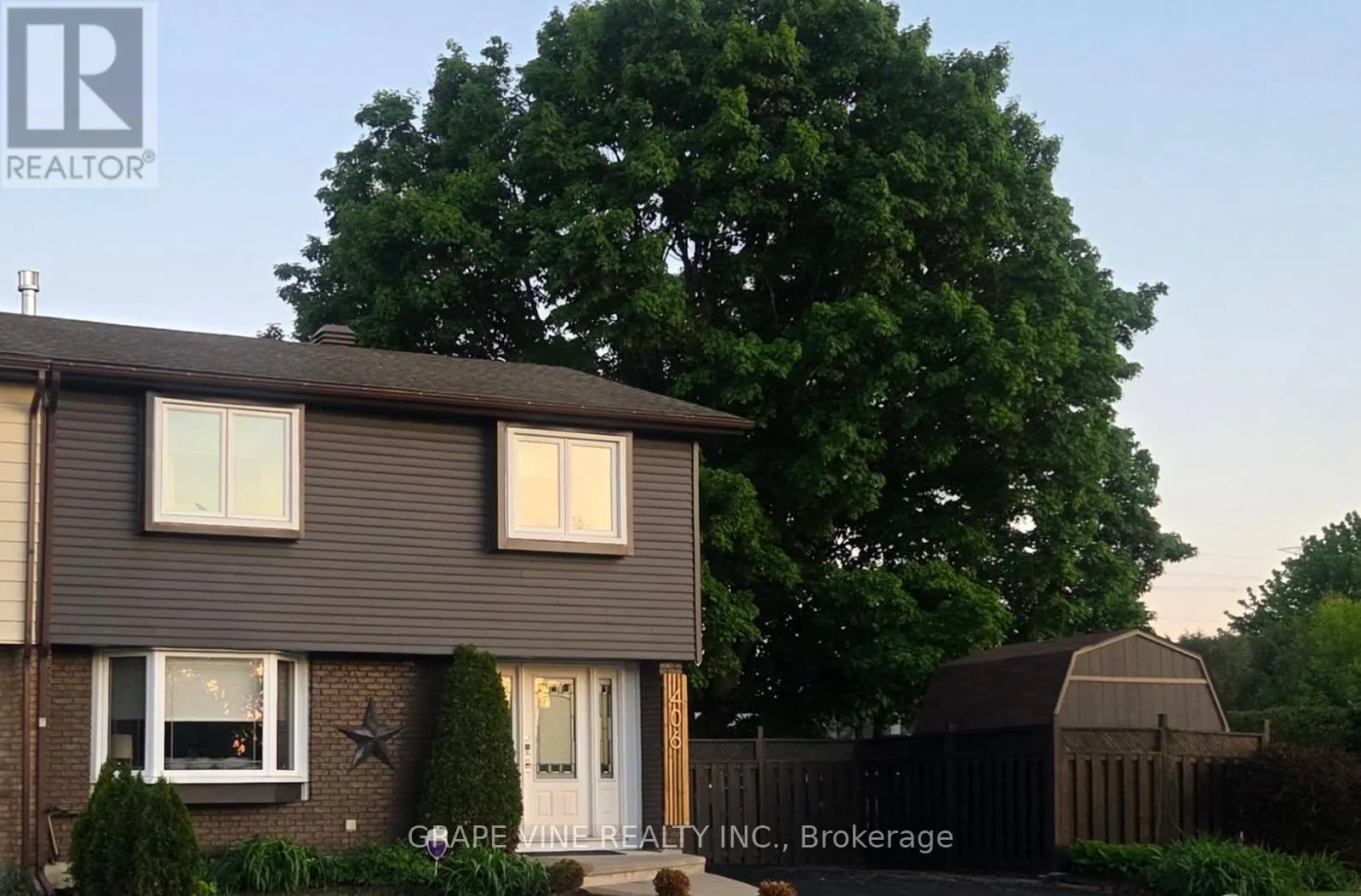 406 WOODFIELD DRIVE