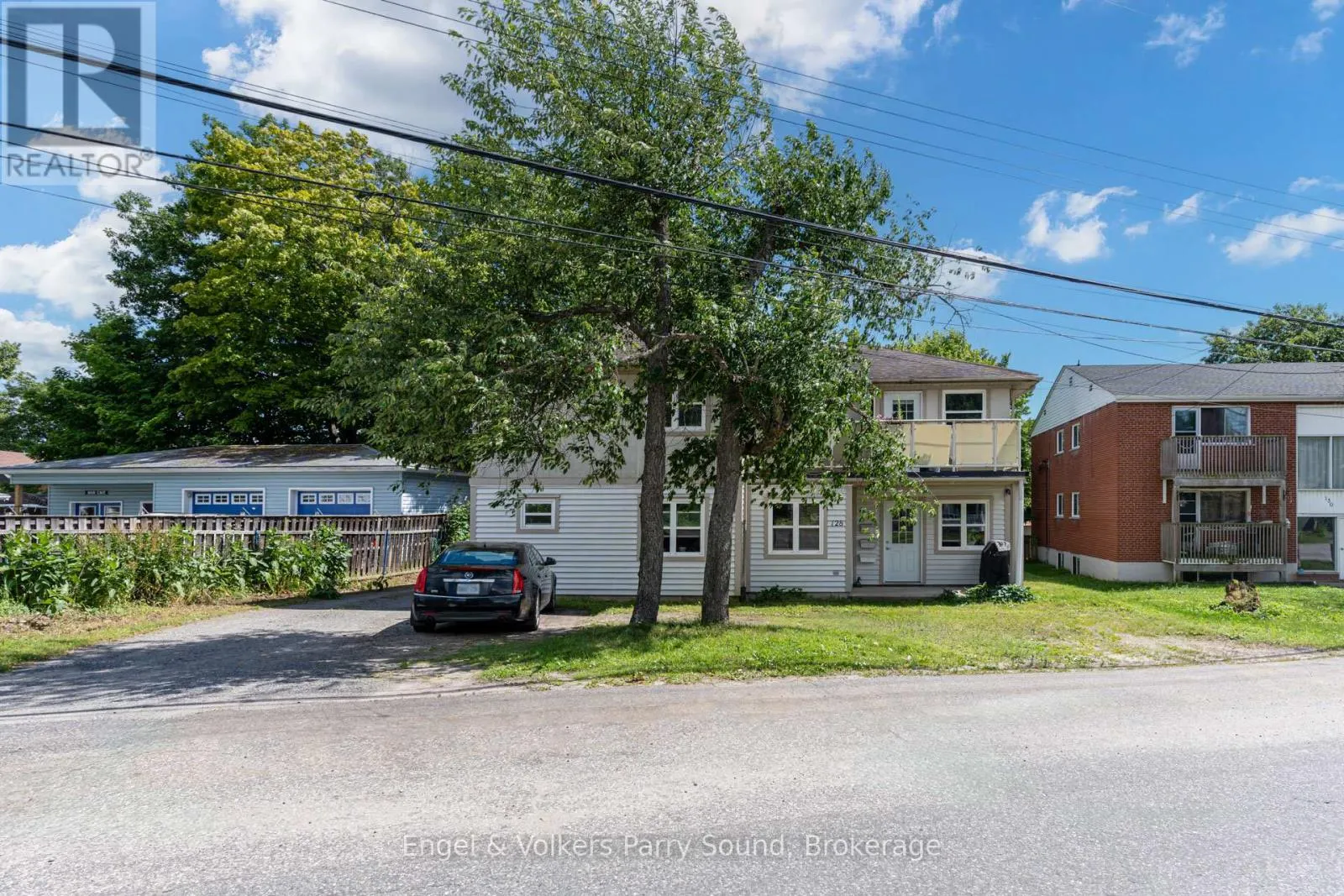 128 ISABELLA STREET