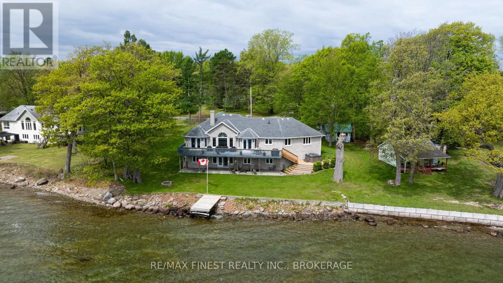 121 HICKORY LANE