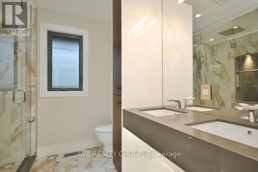 375 B MADISON AVENUE