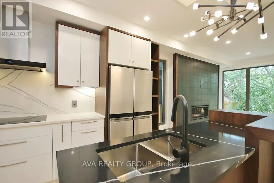375 B MADISON AVENUE