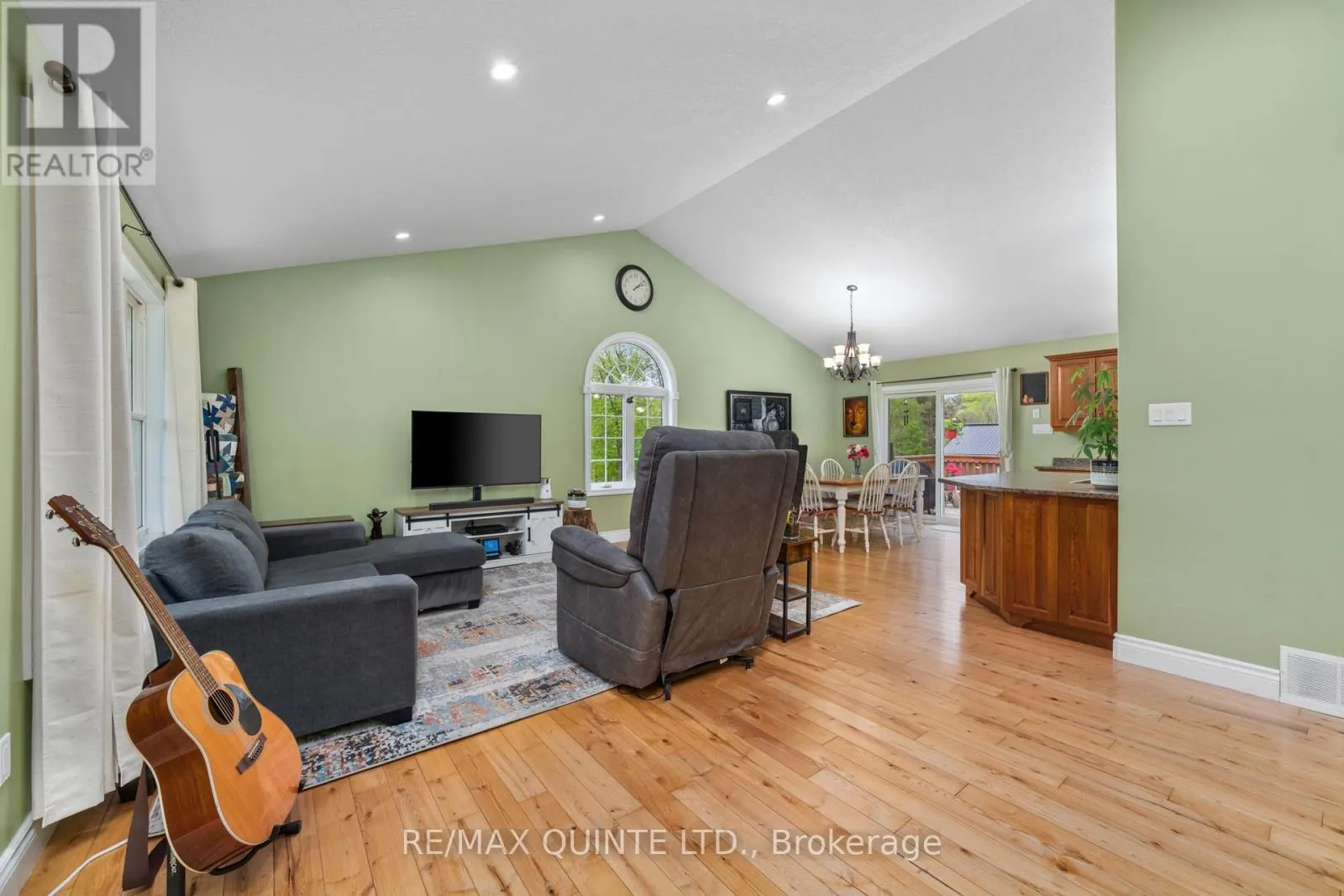 940 COUNTY ROAD 13