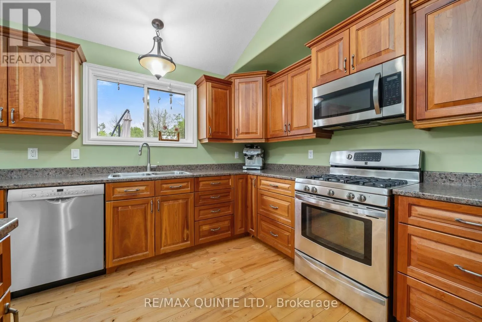 940 COUNTY ROAD 13