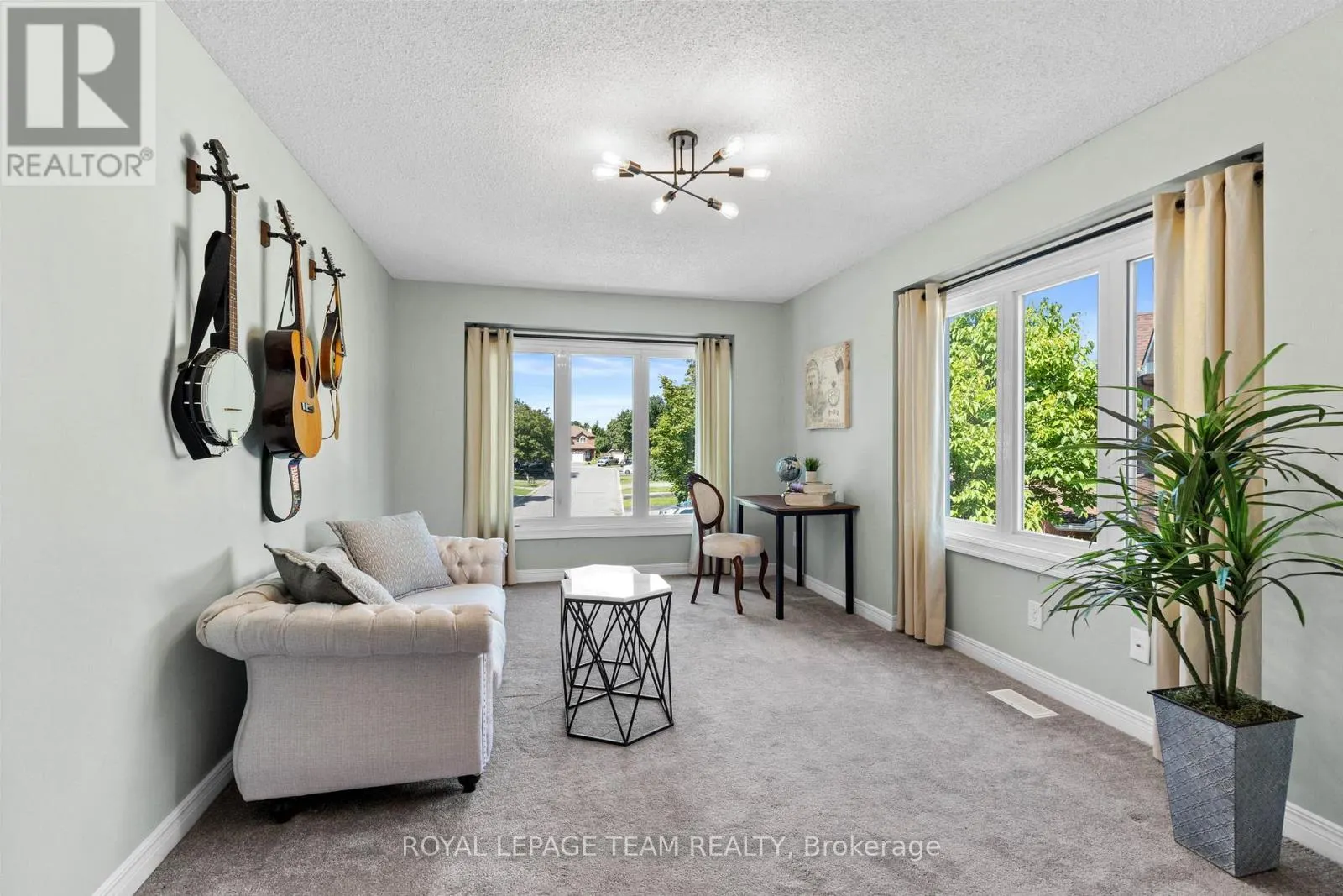 71 GRENADIER WAY