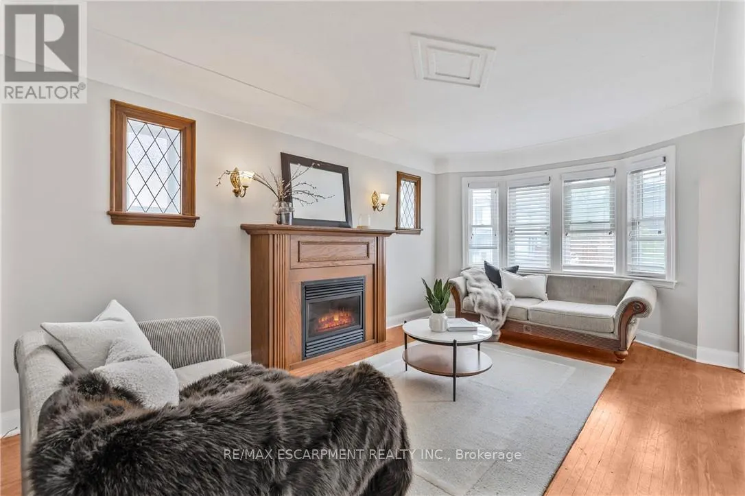 187 WEST 2ND STREET