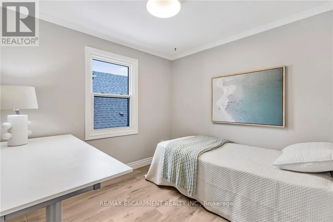 187 WEST 2ND STREET