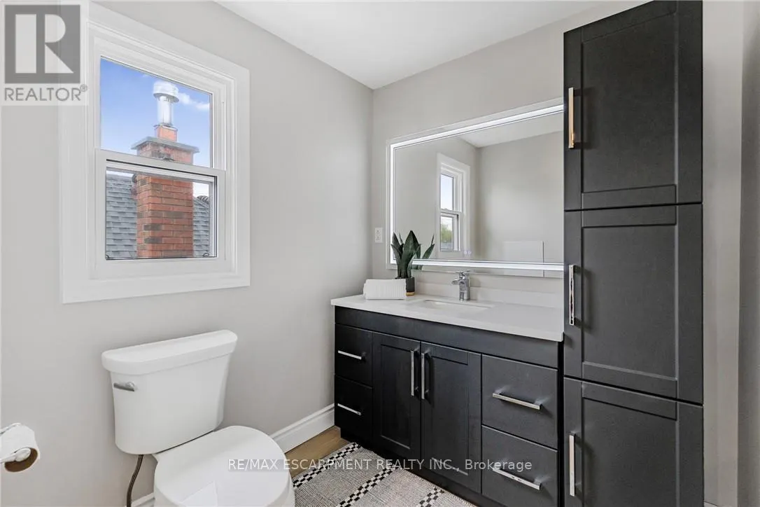 187 WEST 2ND STREET